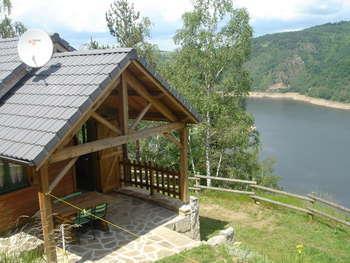 Location chalet Chaudes-Aigues